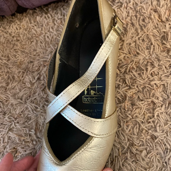 Tic tac toes/gently used/size 7/narrow/champagne colored - Picture 9 of 10